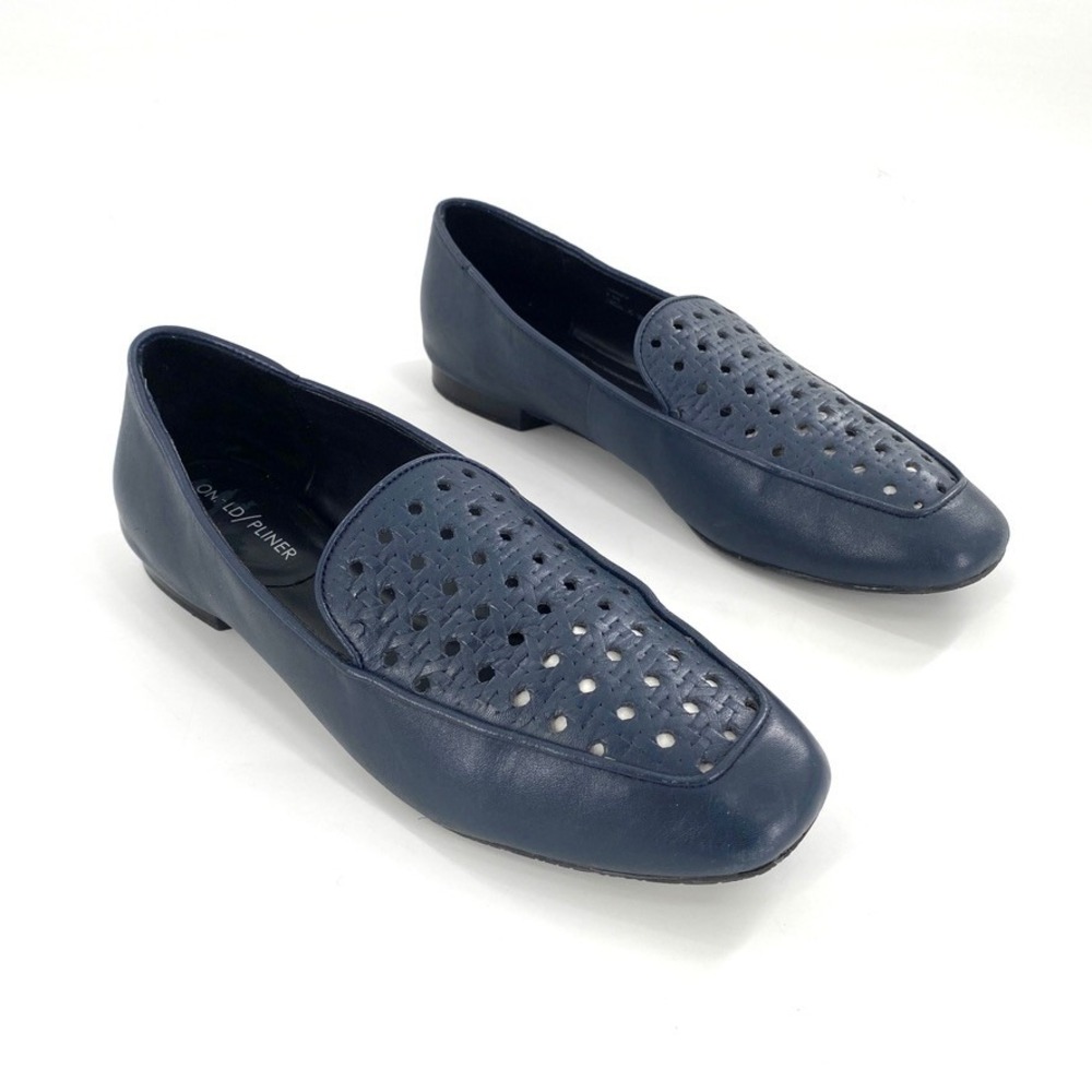 Donald Pliner Honey Leather Loafers Women's 8.5M Blue Perforated Slip On‎ Shoes